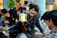 bb贝博举办“月满中秋·喜乐团圆”中外学生共庆中秋活动