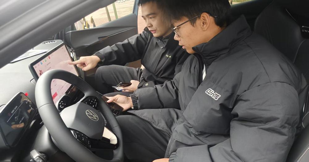 C:/Users/QQ/Desktop/图片/微信图片_20251230194830_27_1.jpg微信图片_20251230194830_27_1